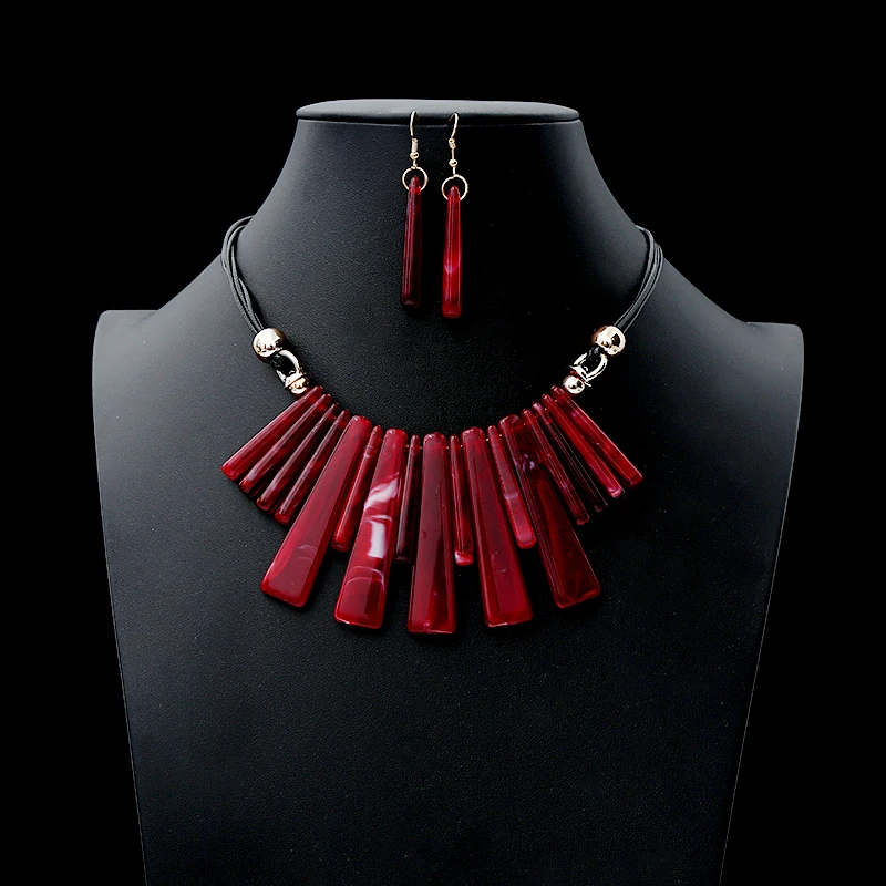 

2019 Fashion New Acrylic Drop Jewelry Set Leather Rope Necklace Geometric Square Pendant Charm Earring Set Wedding Party