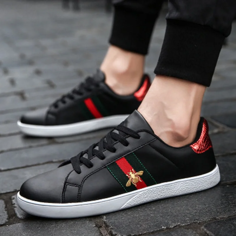 

Small white shoes spring and autumn men's sports shoes Korean version of the trend of students wild white shoes men's shoes
