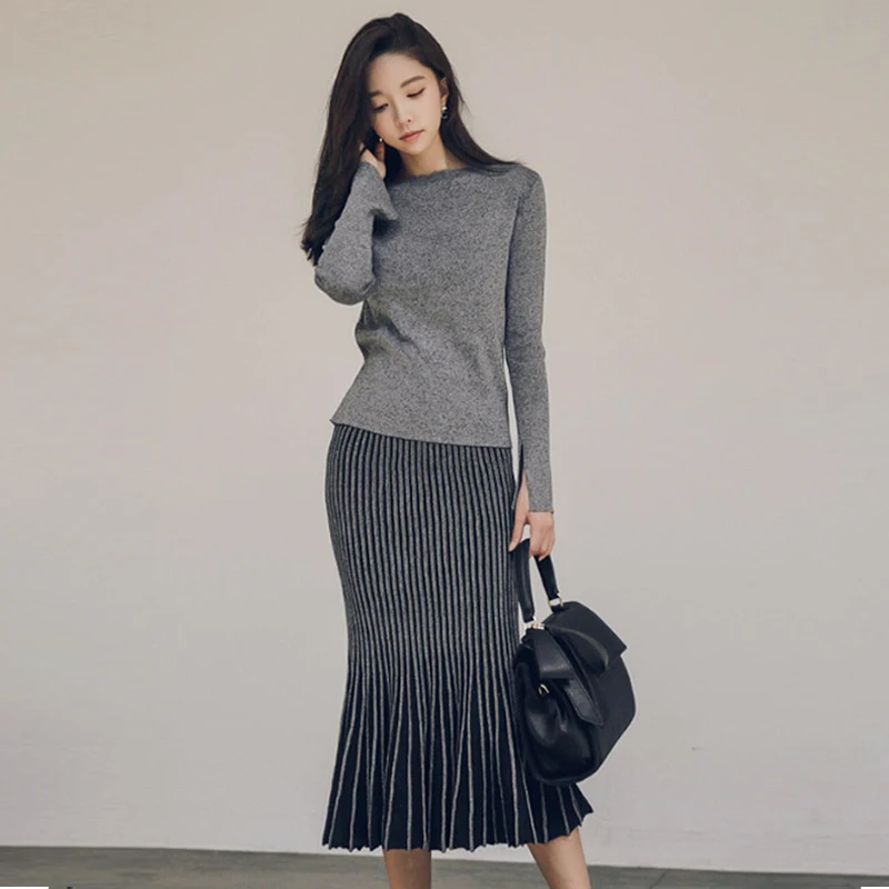 

2019 Winter Full Sleeve Solid Sweater Suit Dress 2 Pieces Sets Fishtail Mid-Calf High Waist Pleated Vintage Knitted Vestidos