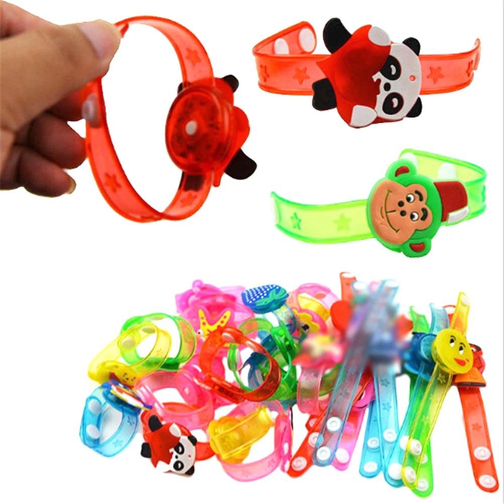 1pcs Creative Cartoon Watch Boys Girls Flash Wrist Band Glow Luminous Bracelets Children's Day/Birthday Party Gifts Toy Soft