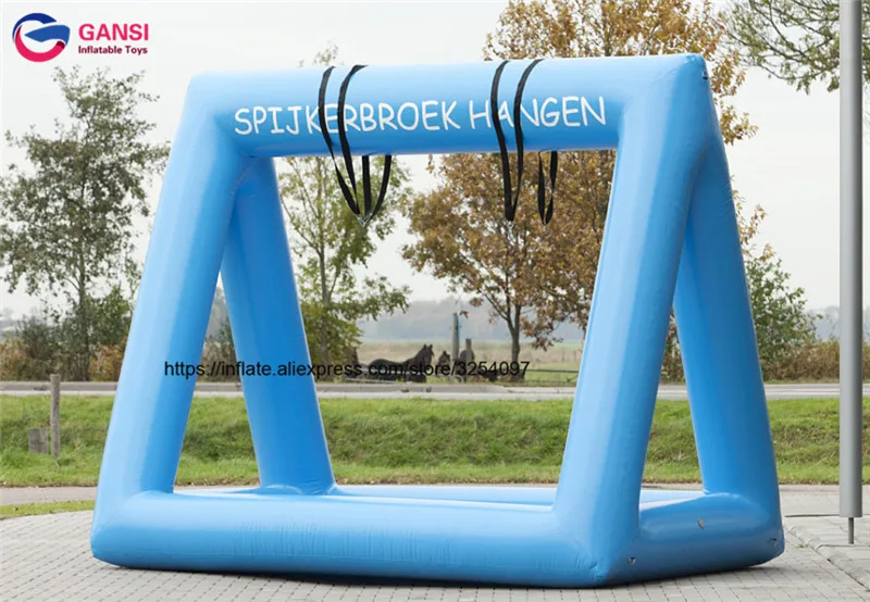 inflatable-hang-tight-game-blue-940x652