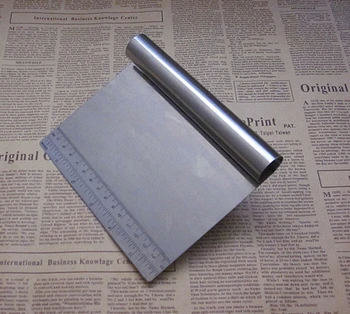 

Stainless Steel Pizza Dough Scraper Cutter Kitchen Flour Pastry Cake Tool Scale