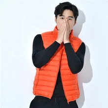Мужской пуховой жилет пальто Для мужчин куртка без рукавов мужской жилет из-за мягкого и светильник Вес Для мужчин одежда Размеры S-XXXL