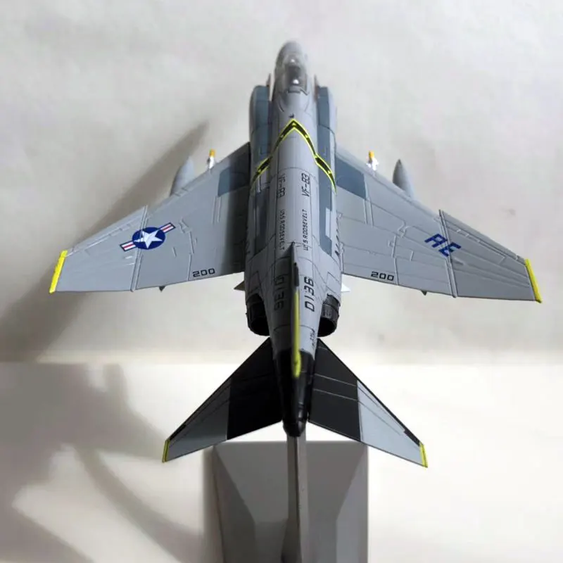 WLTK 1/100 масштаб военная модель игрушки F-4 Phantom II VF-84 Jolly Rogers Fighter литой металлический самолет модель игрушки для сбора/подарка