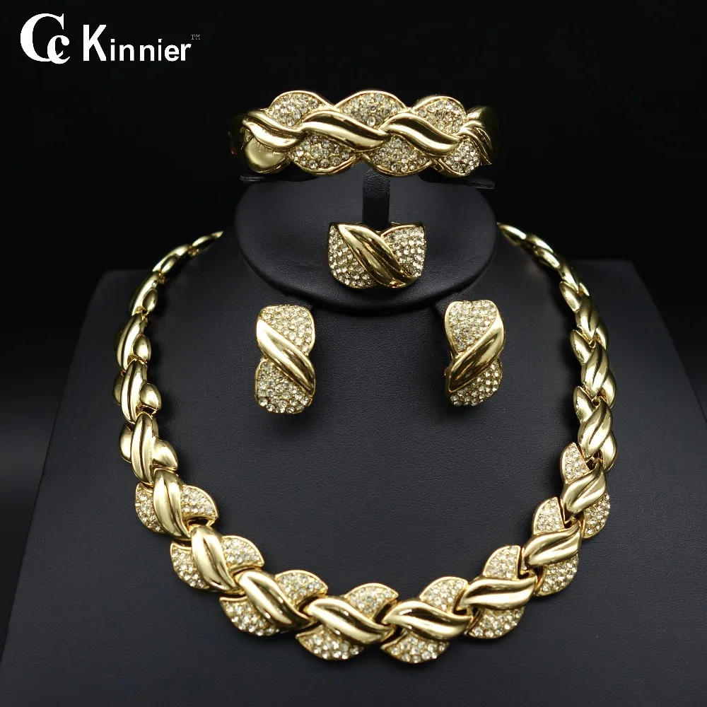 

Nigeria wedding African gold-color Earrings Dubai Fashion Wedding Bridal exaggerated classic Necklace Bracelet ring jewelry sets