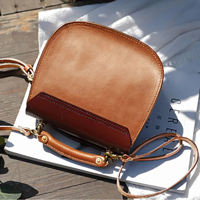 AETOO Handmade one-shoulder slanted handbag, women's leather bag, Japanese small vintage saddle bag
