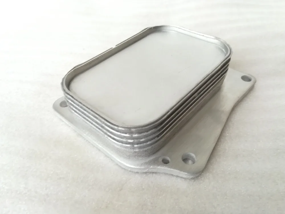 

Free Shipping Oil Cooler For Mercedes W203 W211 W204 C200 E200 SLK200 CLC CLK E SPRINTER C-Class E-Class 2711880401 A2711880401