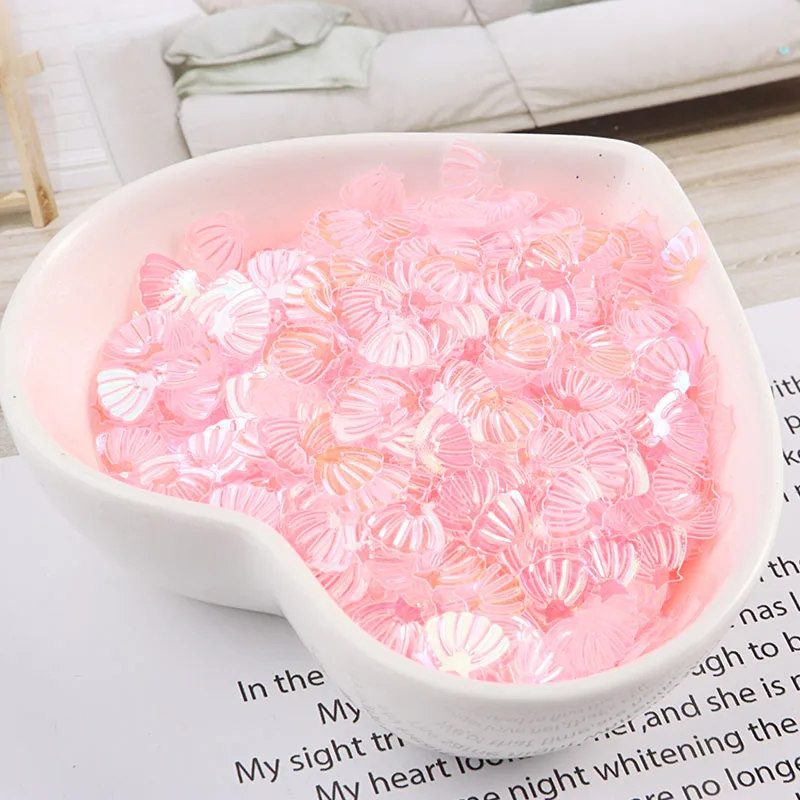 10g/pack 7mm Sea Shell Sequins Paillettes Sewing Material,Wedding Craft,Women Garment Kids DIY Accessories - Color: Transparent Pink