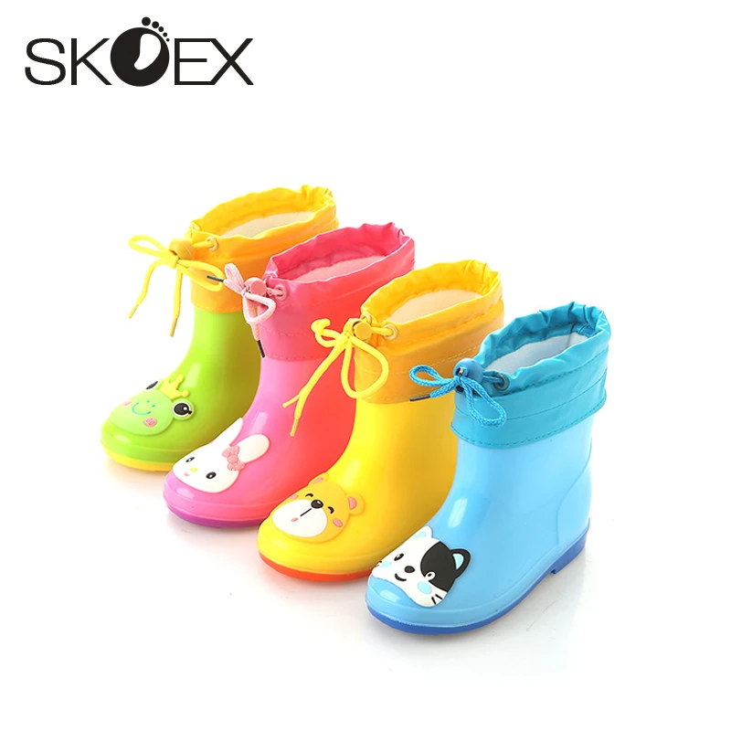 SKOEX детские резиновые сапоги с рисунком Дизайн детские резиновые сапоги для мальчиков и девочек Rainning малыша резиновая водонепроницаемая обувь теплые зимние