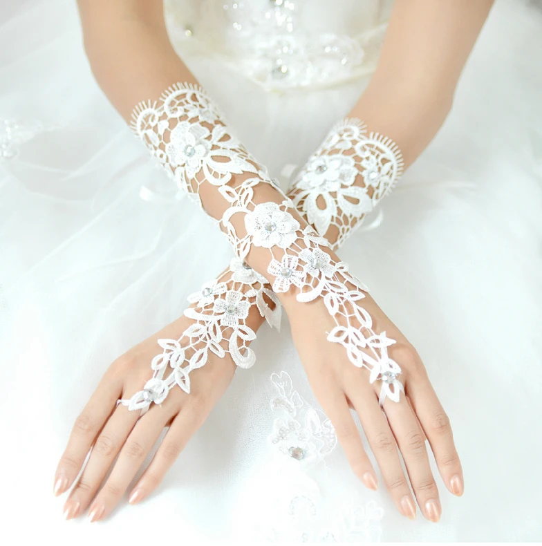 

White Woman Lace Wedding Gloves Elbow Length Lace Appliqued Crystal Beaded Wedding Gloves Fingerless Free Shipping