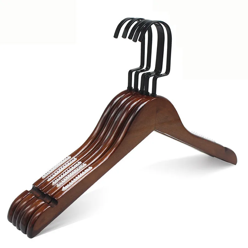 hanger (4)