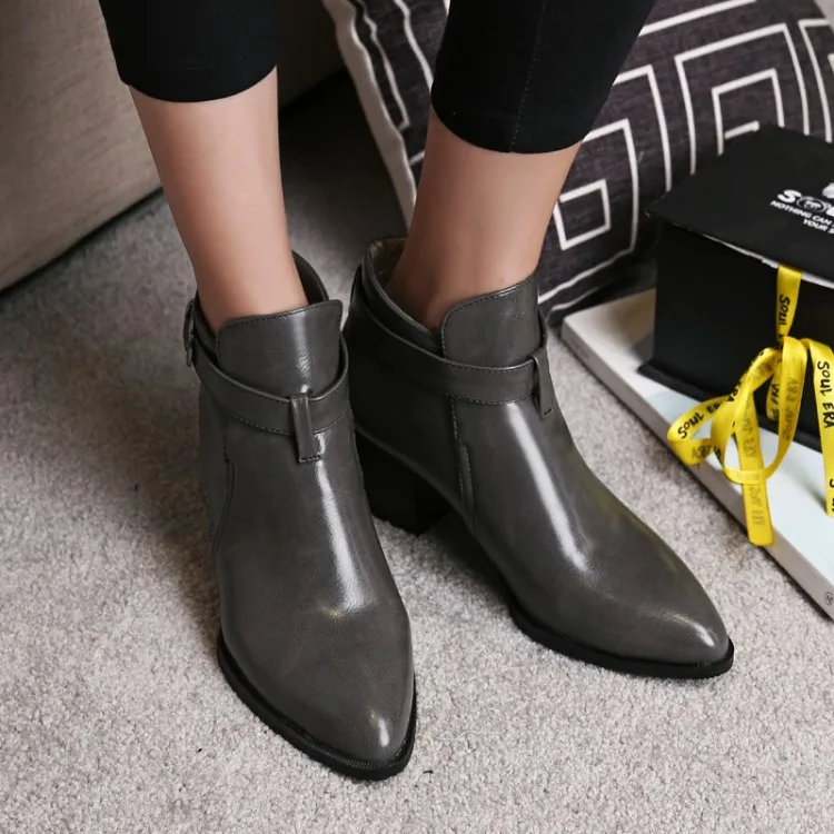 

Big Size 11 12 13 14 15 16 Knight boots with pointed thick heel and high heel belt buckle, square heel sleeve and short boots