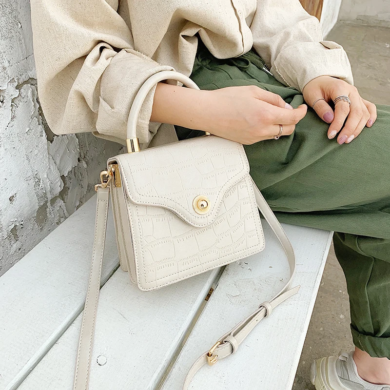 

2019 Brand Design Small bag Female PU Leather Solid shoulder bag Mini Flap Bag Wild Trend Messenger bag Fashion Women Handbags