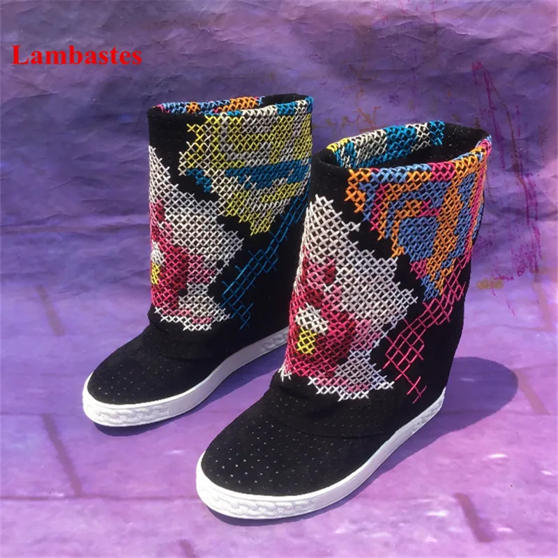 

Bottes Femme 2018 Hot Black Embroidery Turned-over Suede Women Ankle Boots Height Increasing Slip On Platform Bota Femenina