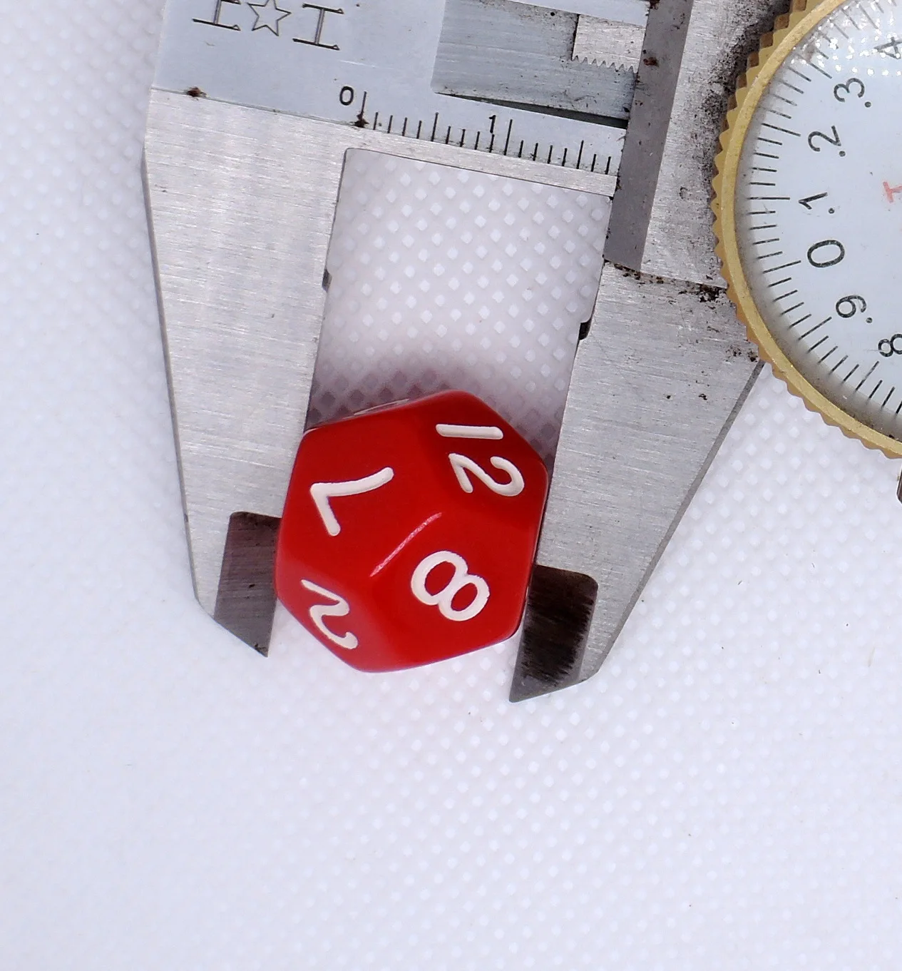 7 шт./компл. и TRPG ИГРА Подземелья и Драконы игра в кости набор DND жизнь калькулятор экран
