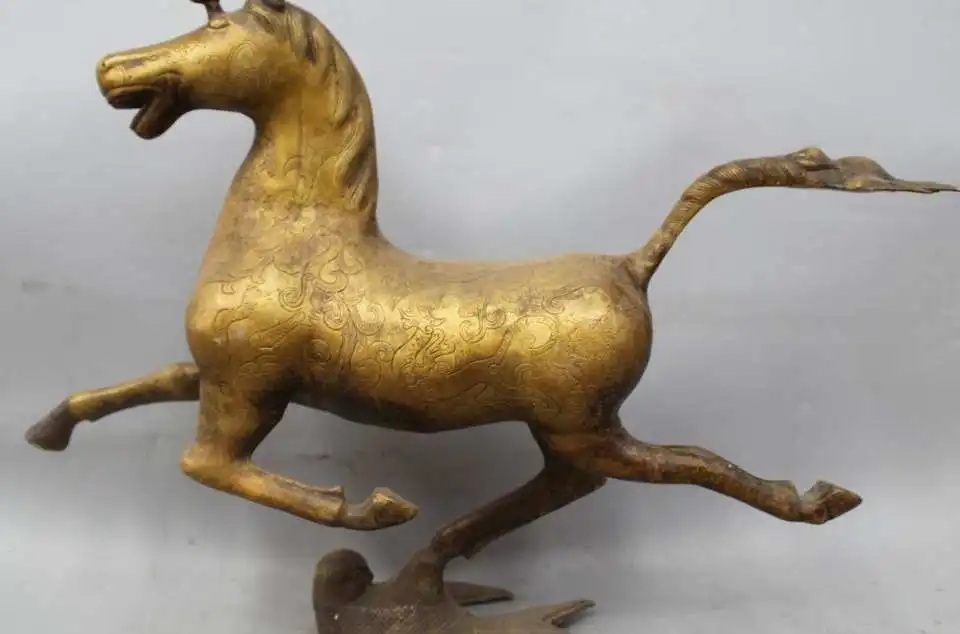 

17" Chinese Folk Brong Fengshui Zodiac Year Horse Horse running swallow Statue