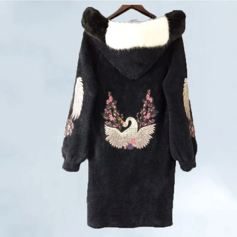 Модный толстый теплый вязаный кардиган из искусственной норки, пальто с капюшоном и вышивкой лебедя, Длинная женская куртка, осенне-зимняя ветровка - Цвет: black Wing fur