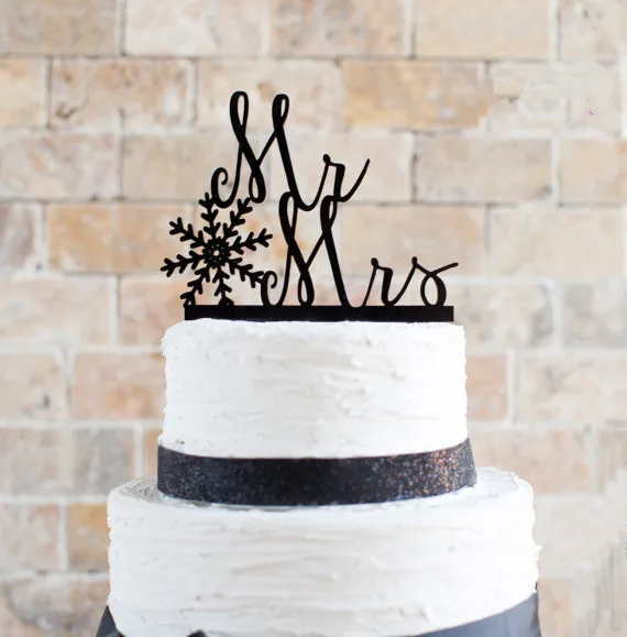 

letter "MR & MRS" with snowflake acrylic wedding cake topper unique wedding favor decoration with free shipping