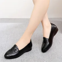 Женская обувь из коровьей кожи на мягкой подошве; удобная женская обувь из натуральной кожи среднего возраста; Размеры 35-41