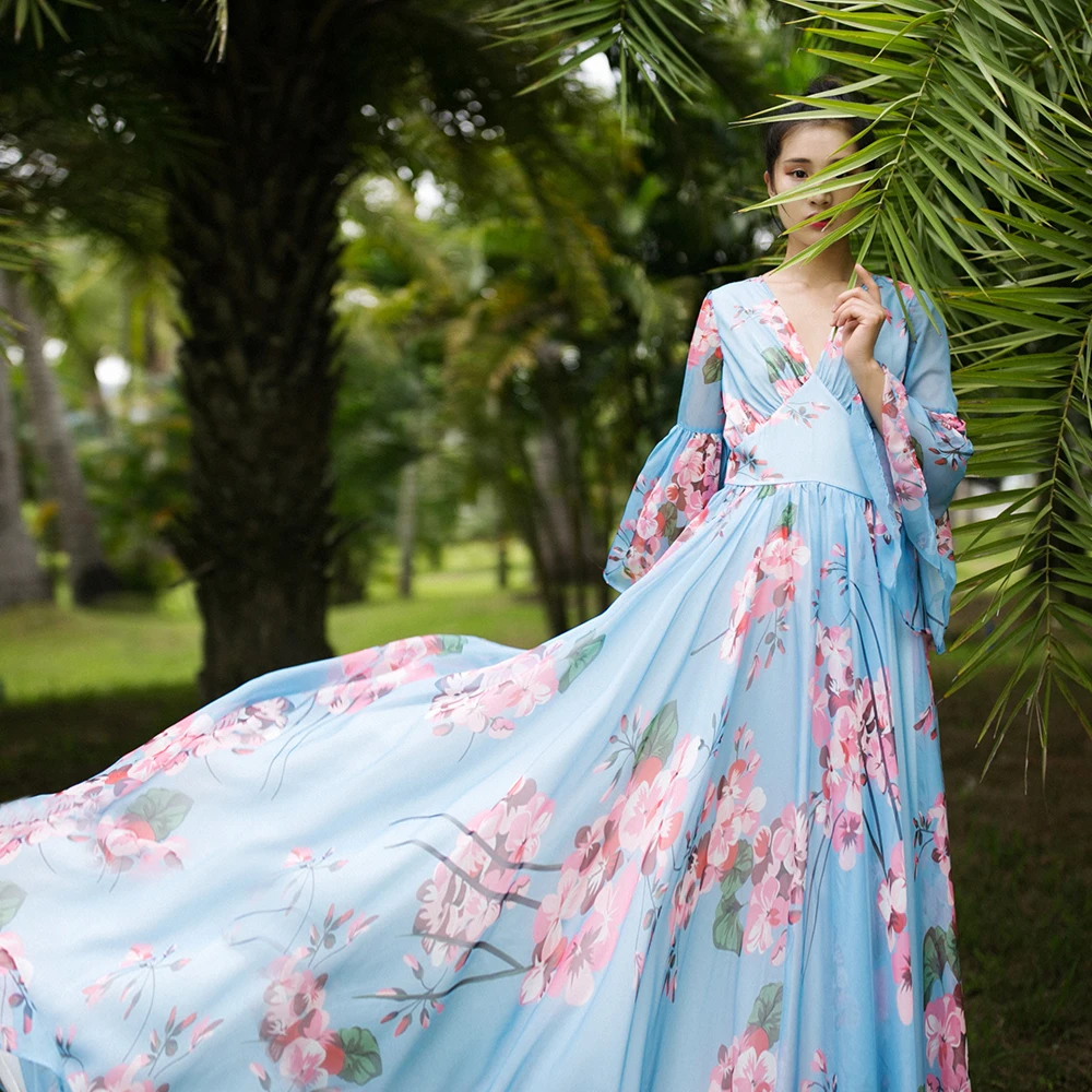 

MM183 Original Design Summer 2017 vintage large bottom v neck flare sleeve long maxi blue floral printed chiffon dress women
