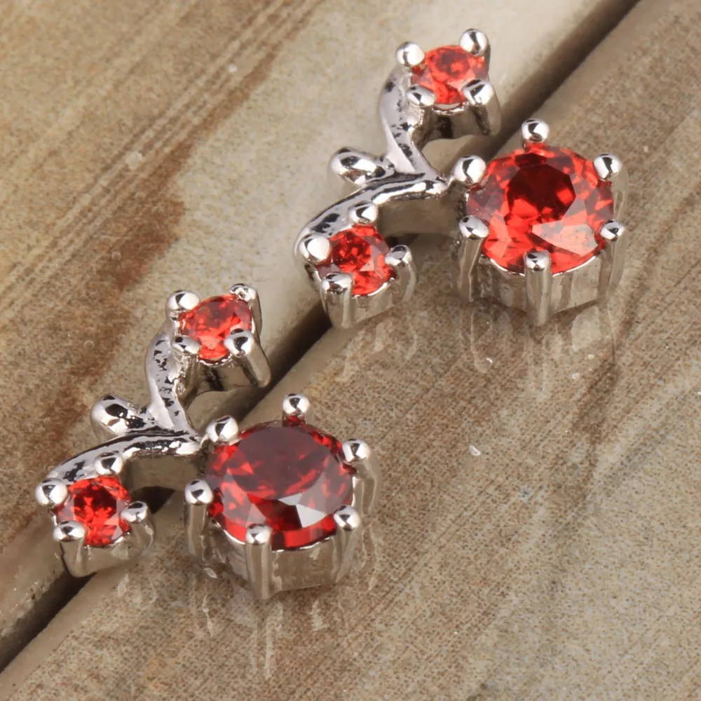 

Magnificent Round Red Claret Garnet 925 Sterling Silver Studs Earring Woman's Trendy Jewelry S5670