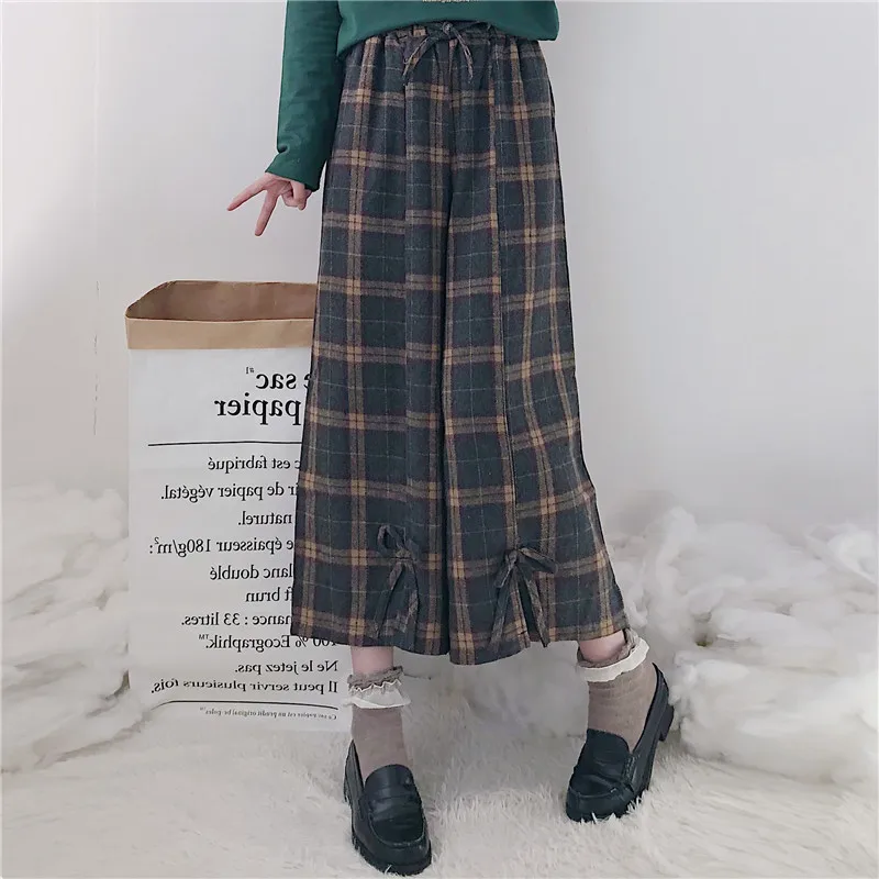 Япония Харадзюку женские широкие брюки с высокой талией на шнуровке с бантом винтажные клетчатые брюки в стиле Лолиты милые кавайные консервативные шерстяные капри для девочек - Цвет: Бежевый