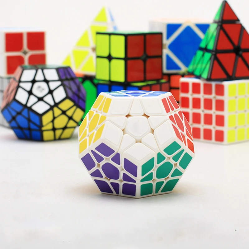 

Seven-piece Best-seller set Second-order third-order fourth-order Magic Cubes shaped pyramid mirror five magic square sale
