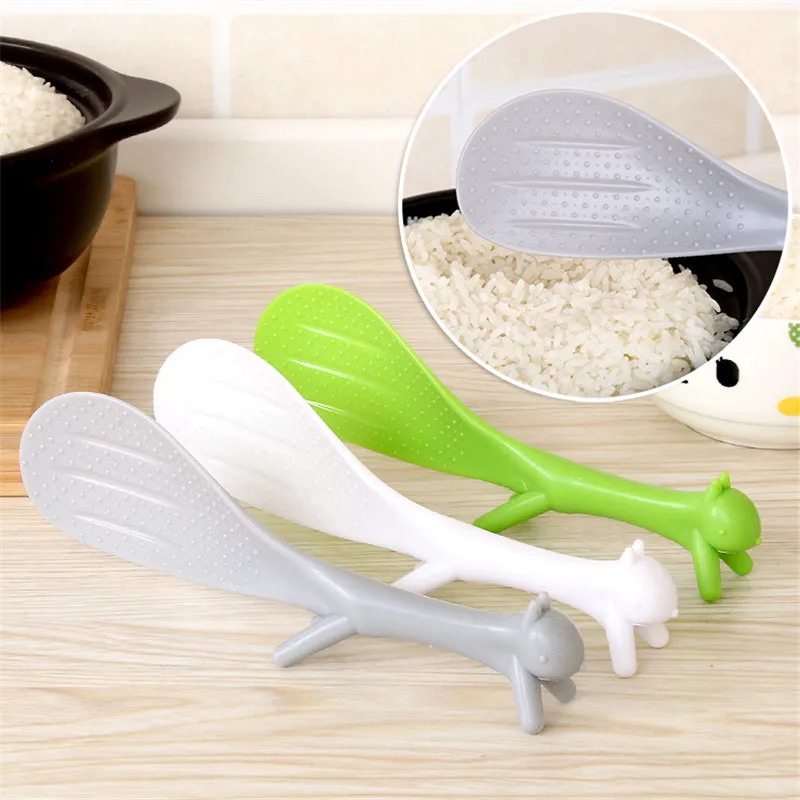 

1PCS Lovely Kitchen Gadgets Squirrel Shaped Ladle Non Stick Rice Paddle Meal Spoon Practical Cooking Tools Rice Scoop
