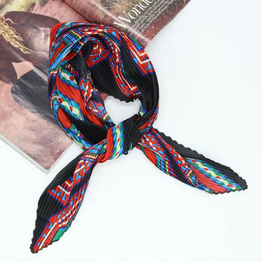 

Paisley printing pleated polyester kerchief women neckwear square scarf bag tie 2018 new multi designs Foulard Bandana LL180361