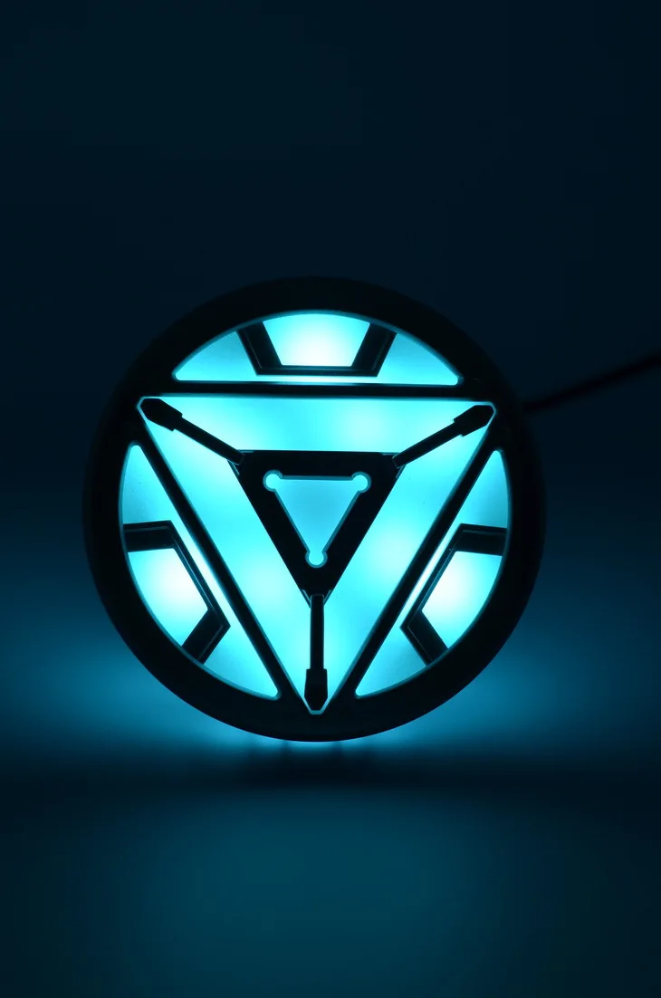 

1:1 scale Iron Man Arc Reactor with LED Light Iron Man 2 Mark 6 MK6 PVC Action Figure Toy