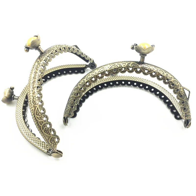 

1Pc Kiss Clasps Lock Ruffled Clutch Purse Handle Bronze Tone DIY Metal Arch Frame Yellow Resin Lotus Flower 8.5cm