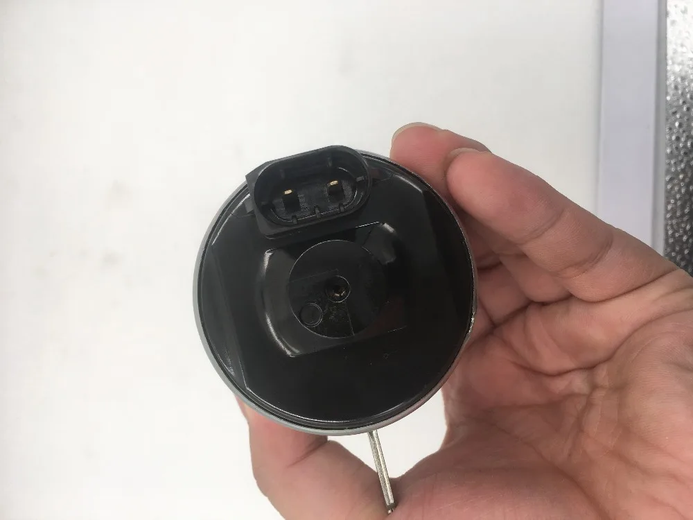 Эксцентриковый вал привода для BMW E60 F10 E65 F01 E90 E70 X5 клапан TRONIC 11377518204 916 885|Колпак