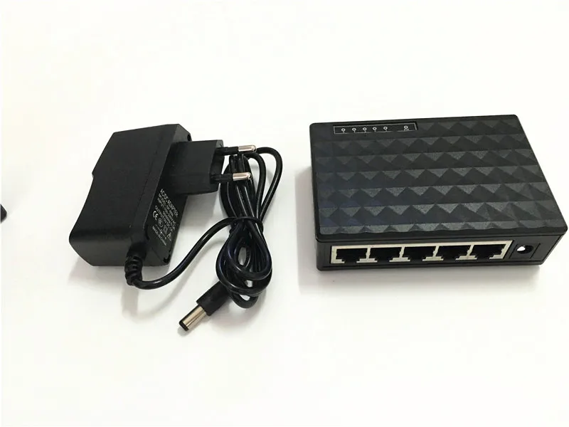 10/100/1000 Мбит/с 5 порты Ethernet коммутатор станция сетевого коммутатора Пластик мини-Настольный высокопроизводительный адаптер для карт памяти* 120 компл./лот