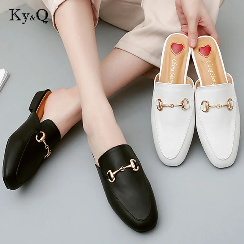 

Women Leather Slippers Ladies Fashion Muller Flat Shoes Horseshoe Clasped Love Heart Insole Women's Shoes
