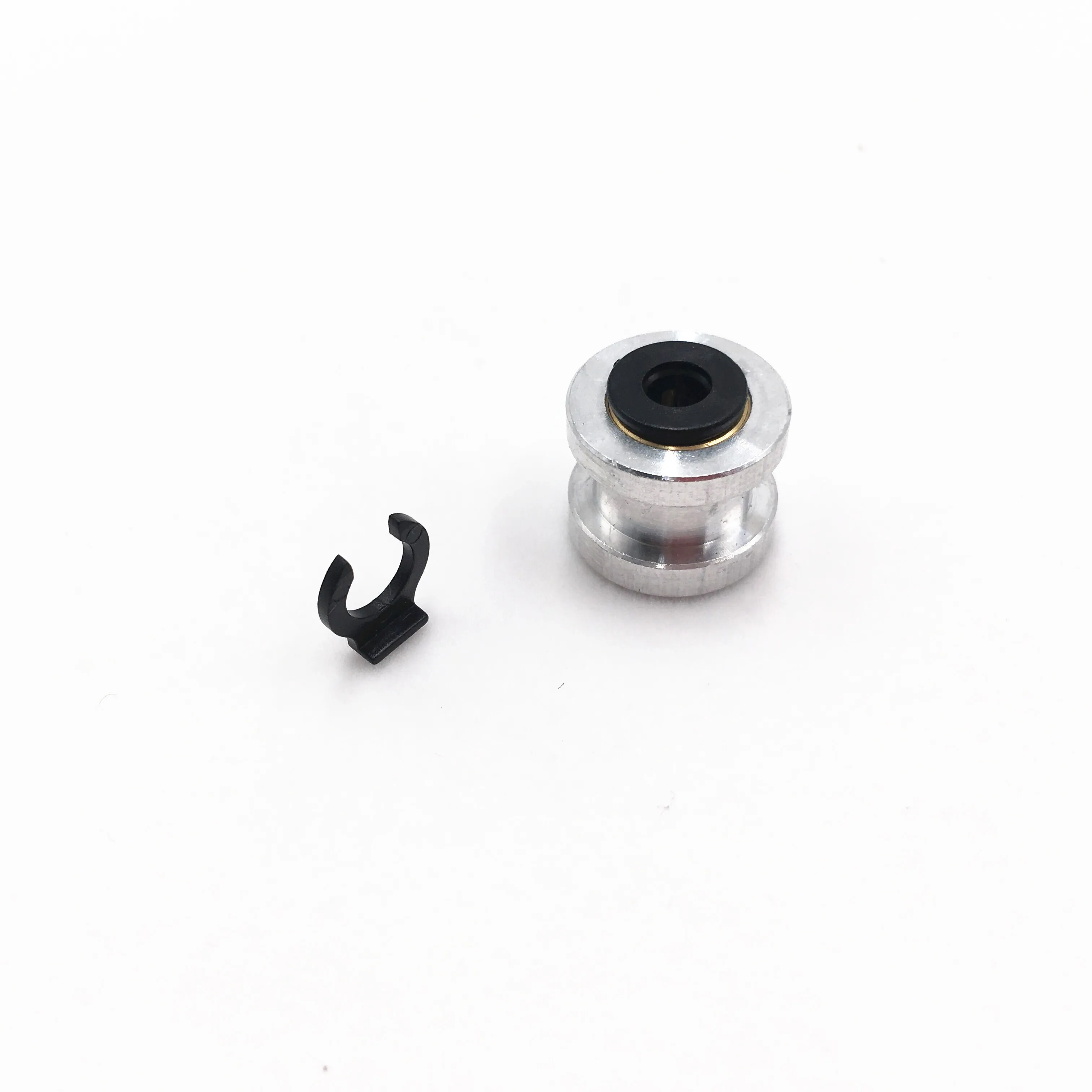 

Quality 1.75MM Aluminum alloy Bowden extruder adapter 1.75MM Connector for DIY TItan Extruder BMG Extruder