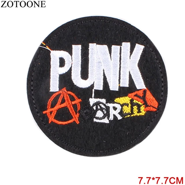 ZOTOONE Round UFO Parches Embroidered Iron on Patches For Clothing DIY Motif Stripes Clothes Stickers Alien Astronaut Badges E 25