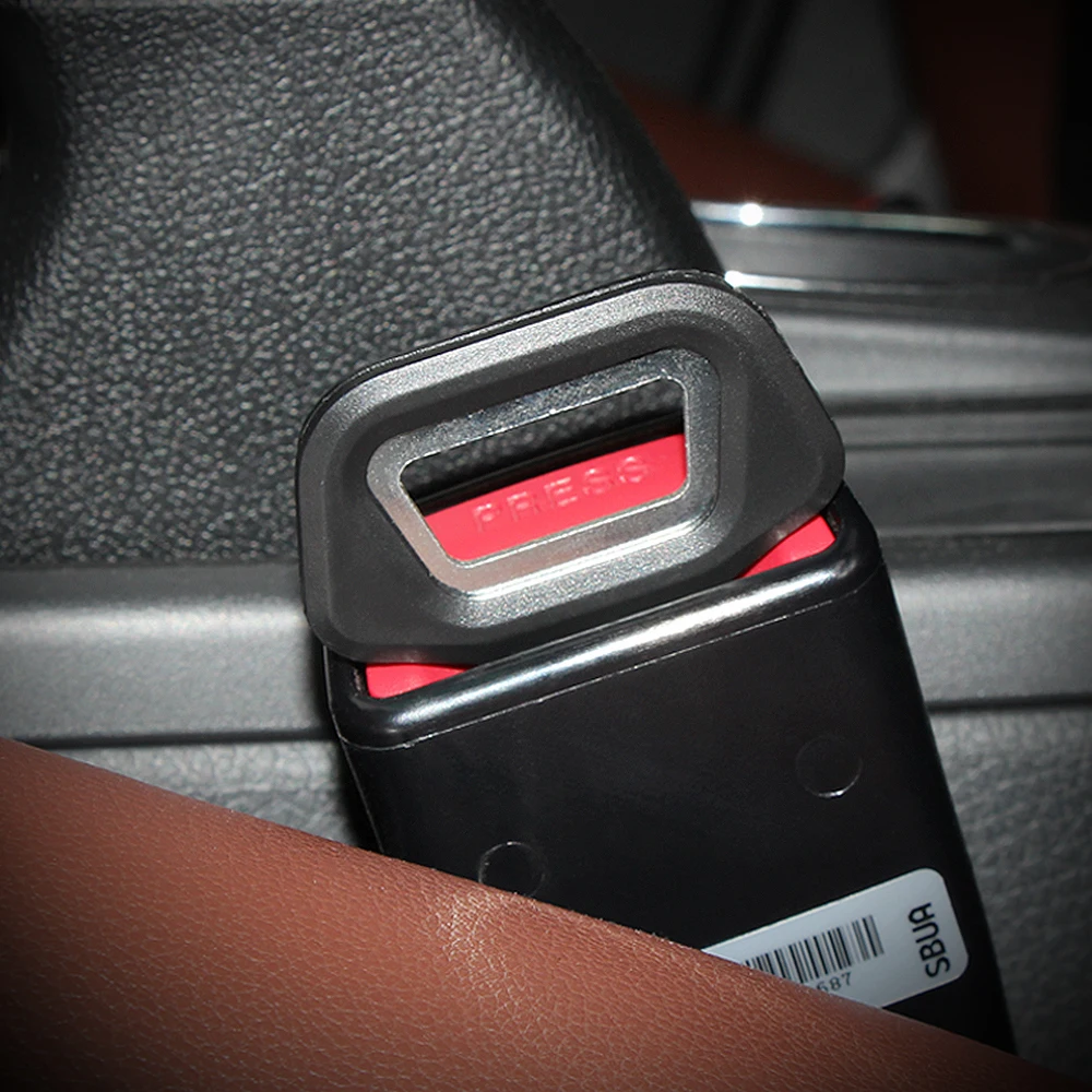 

1PCS Car Safety Seat Belt Buckle Clip Bottle Opener for Chery Tiggo Fulwin A1 A3 QQ E3 E5 G5 V7 EMGRAND EC7 EC7-RV EC8