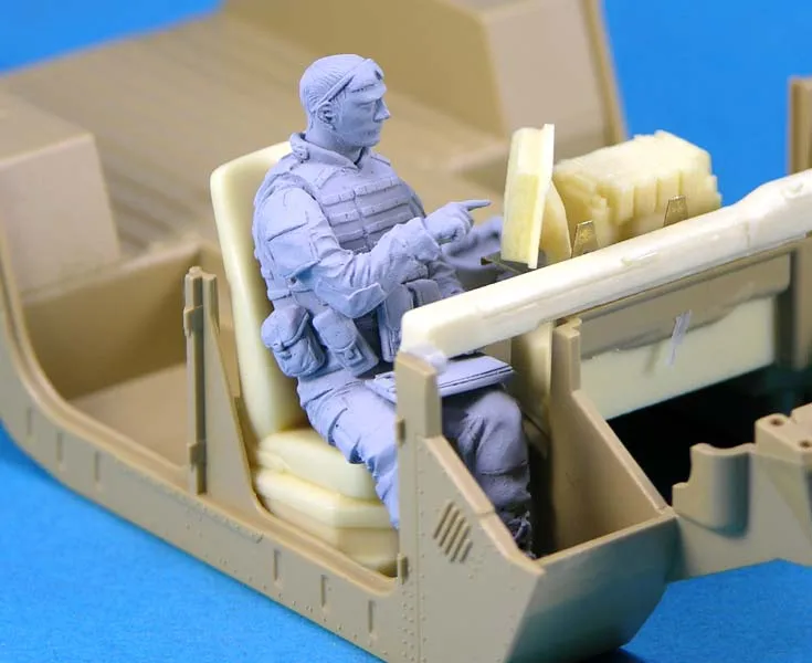 

1/35 Resin Figure Model Kits US Vehicle Crew #2 Unassembled unpainted