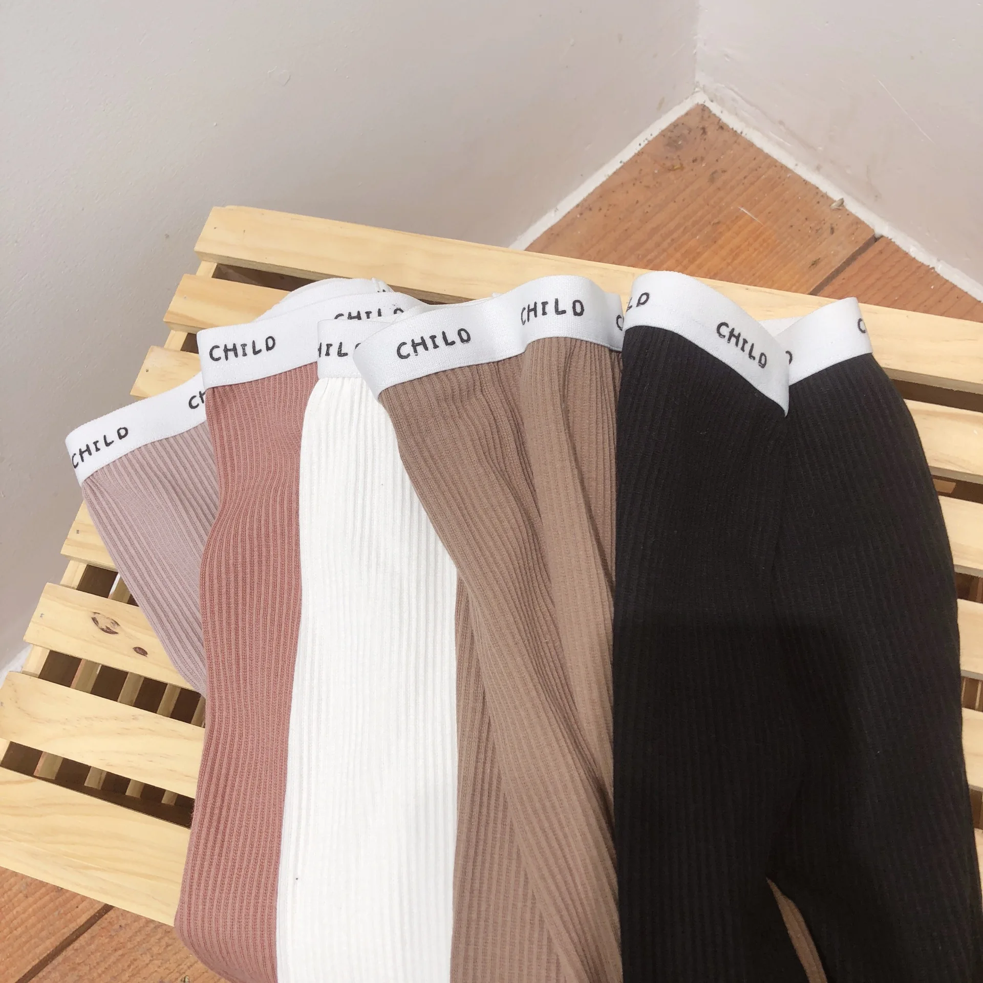 

Spring 2019 Boys and Girls Candy - Colored Elastic Waist Knitted Pants Children Leggings Pants with Letter Waist Trousers