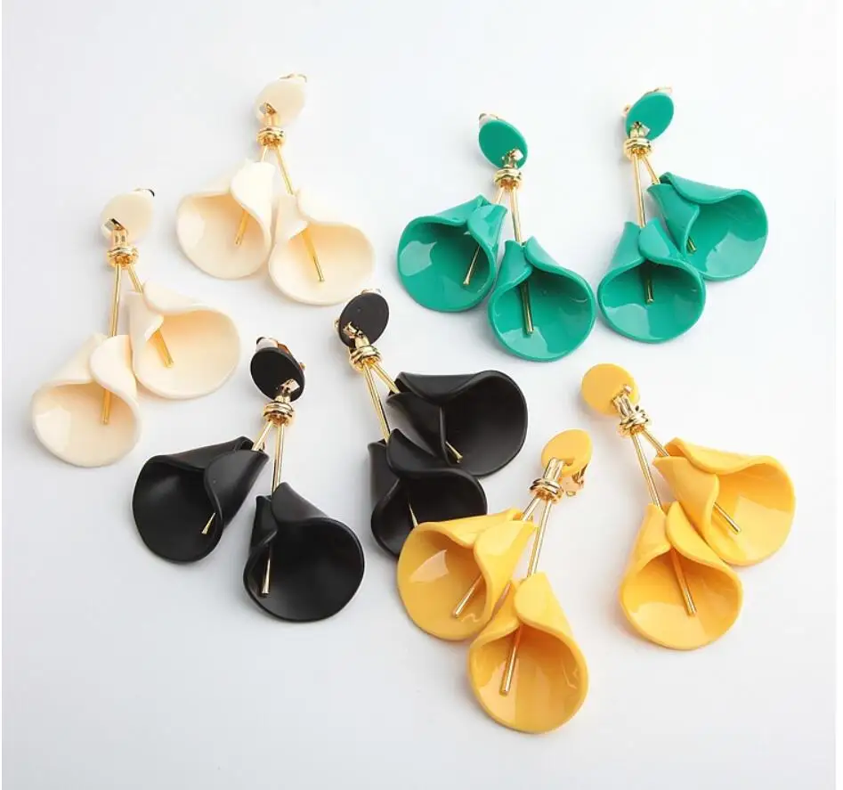 

CSxjd Luxury Trendy Calla Lily Flower Crystal Resin Womens Beautiful Clip Earrings Jewelry