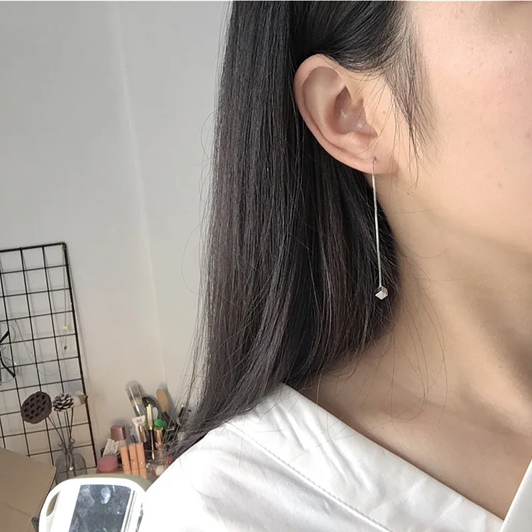 

Free Shipping Distribution, The New Earrings Five-pointed Square Square Ear Long Paragraph Style Temperament Tassel Earrings