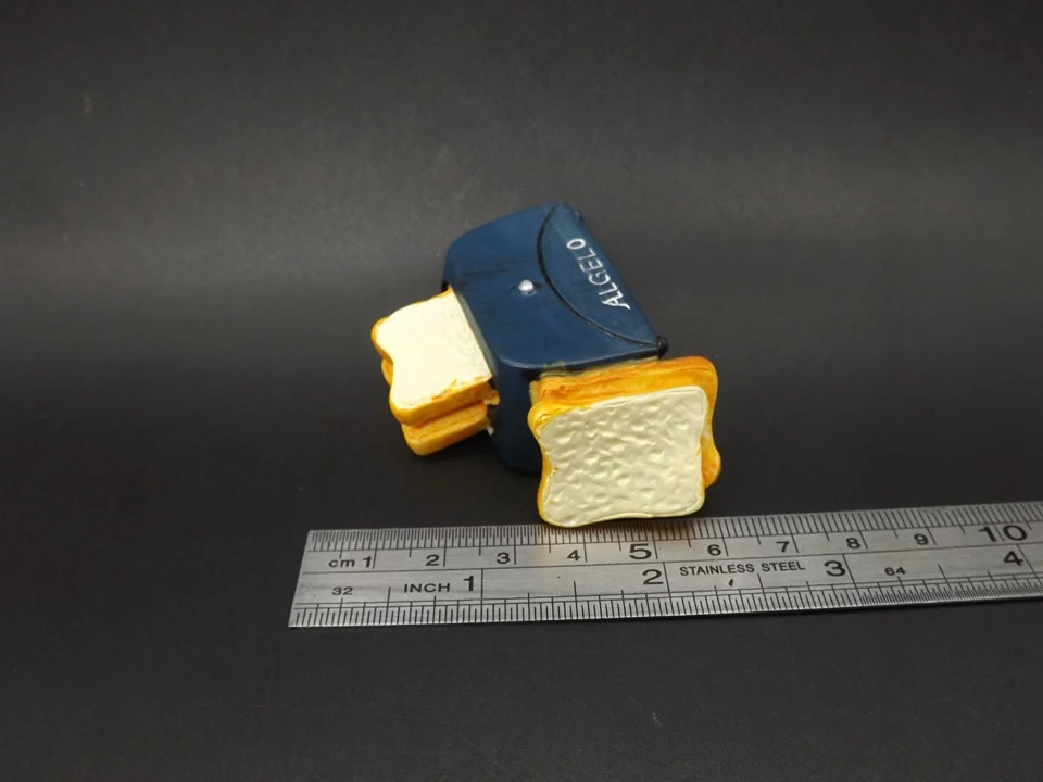 Tiny-Food002-Bread (10)