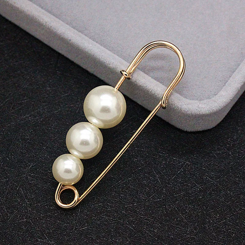 Vintage pearl Brooch Pin Dress Rhinestone Decoration Buckle Jewelry