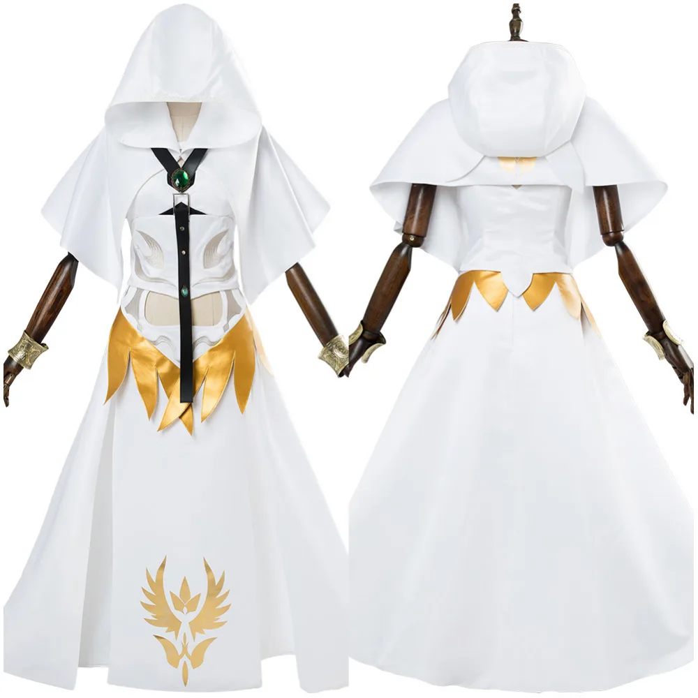 12001644-cosplayying