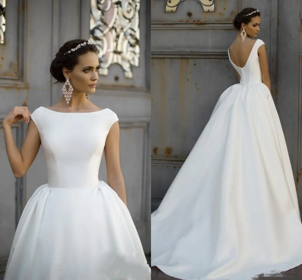 

robe de mariee 2019 Vintage Boat Neck Satin Wedding Dress Backless Button A-line Princess Bridal Gowns Train vestidos Custom