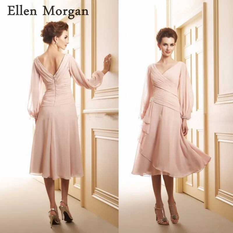 

Long Sleeves Mother of the Bride Groom Dresses 2019 V Neck Knee Length Chiffon Pleated A line for Wedding Party Gowns