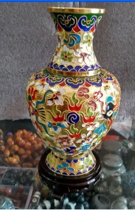 

Collecting Chinese cloisonne carved dragons and phoenixes vase