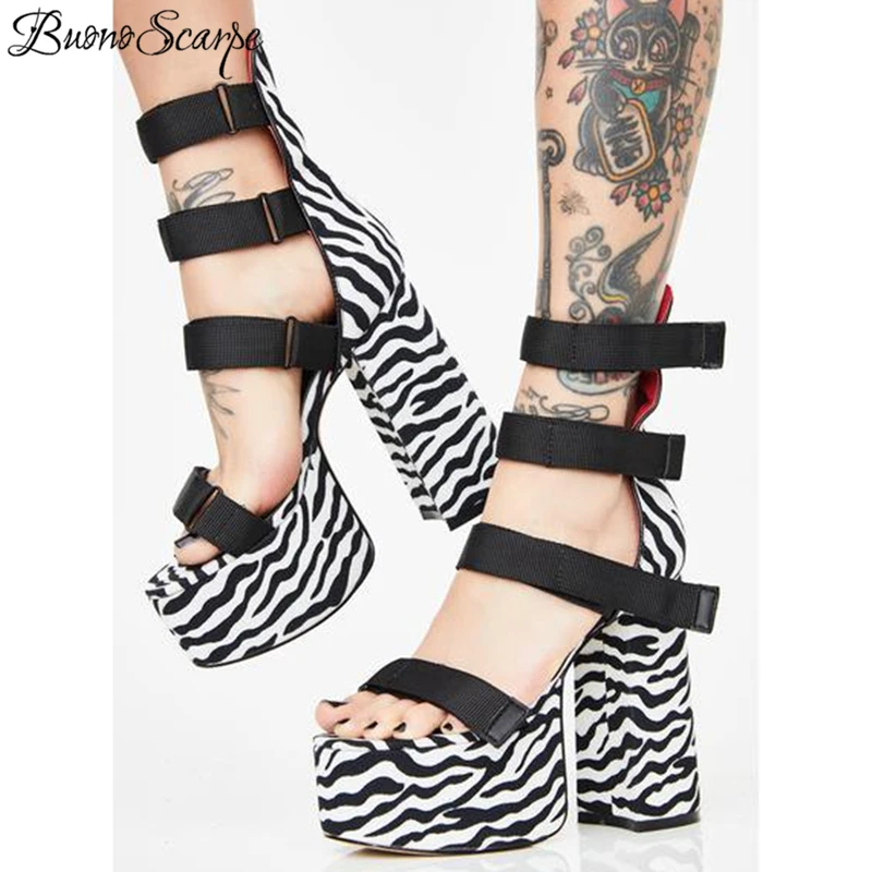 

2019 Fashion Catwalk Zebra Striped High Heel Sandals Sexy Platform Gladiator Prom Shoes Buckles Summer Women High Heel Sandals
