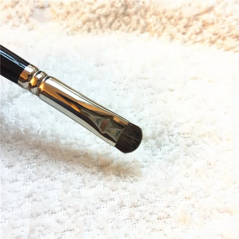 Hakuhodo B5510 Smudge Brush _ 3