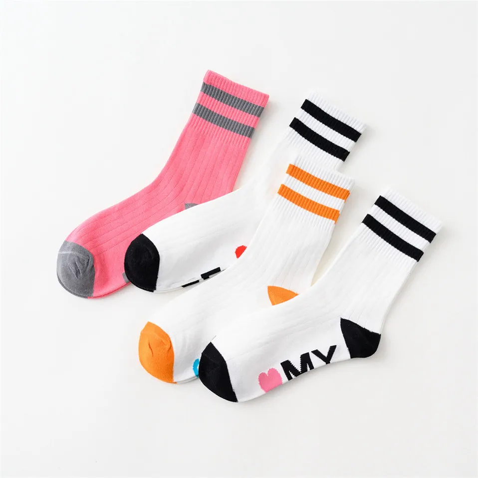 New Socks Women Cool Letter Harajuku Funny Socks Women KISS ME Fashion Striped Socks Amozae Women Cotton Calcetines Mujer Sokken